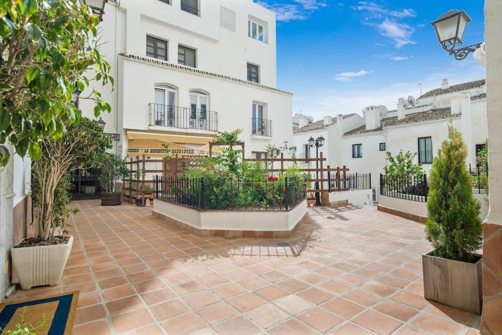 Puerto Banus Luxurious Apartment In The Heart Of The Port Μαρμπέλλα Εξωτερικό φωτογραφία