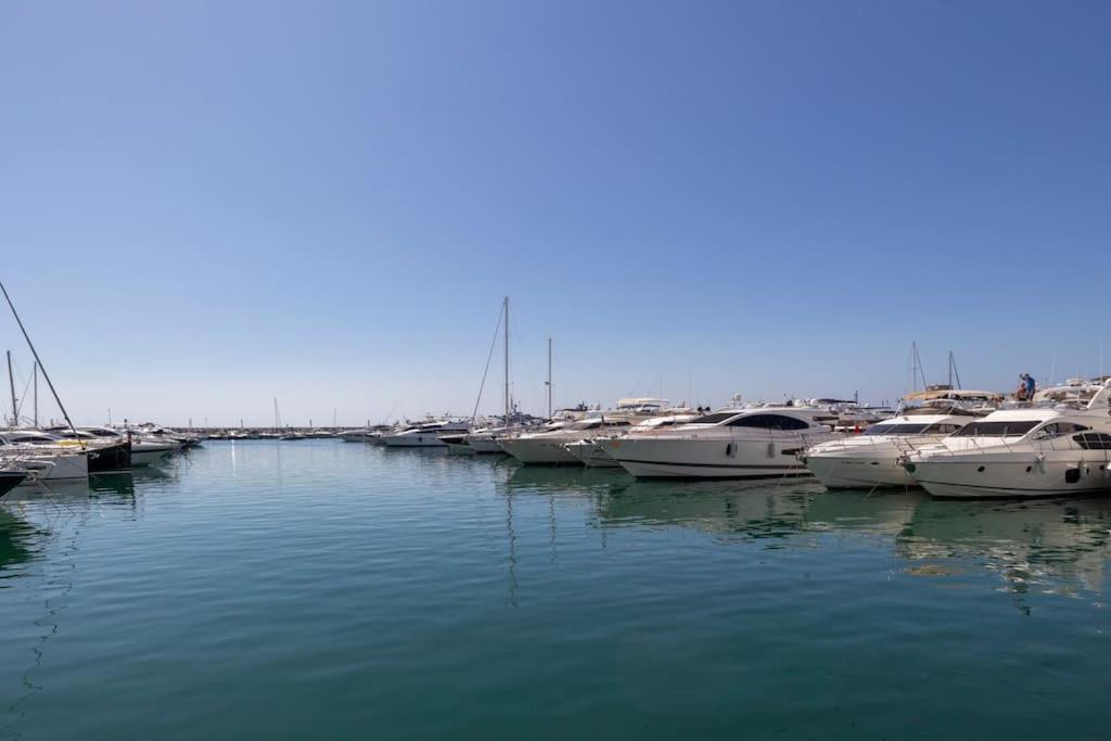 Puerto Banus Luxurious Apartment In The Heart Of The Port Μαρμπέλλα Εξωτερικό φωτογραφία