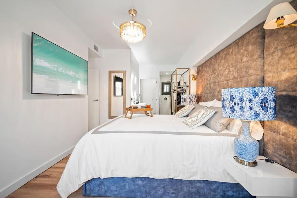 Puerto Banus Luxurious Apartment In The Heart Of The Port Μαρμπέλλα Εξωτερικό φωτογραφία